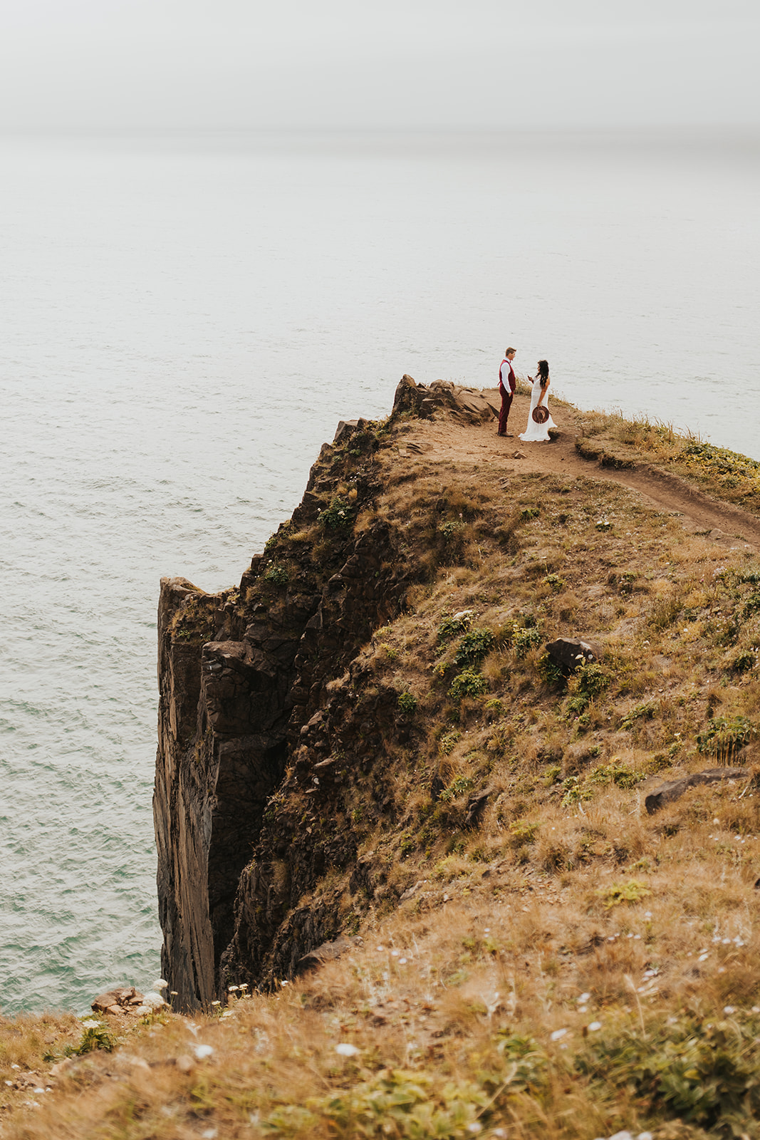 Oregon Coast Elopement - Manzanita, OR