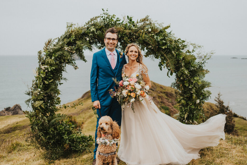 Crook Point Wedding - Oregon Coast Elopement