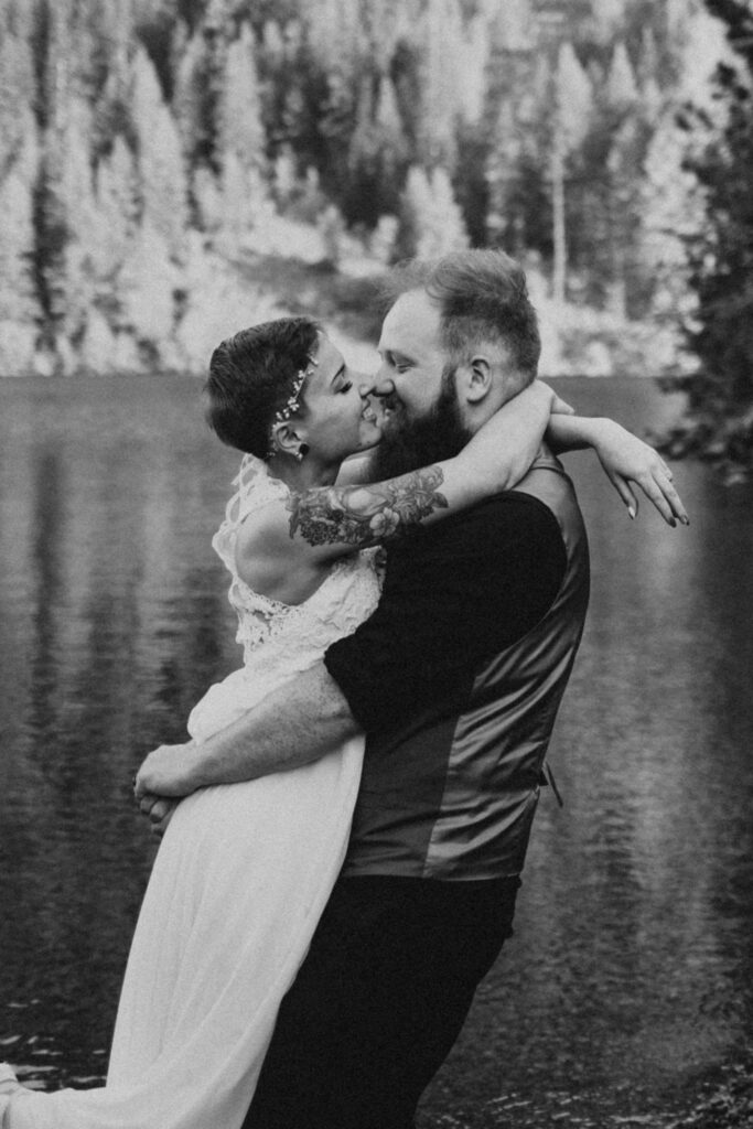 Idaho Kayaking Elopement