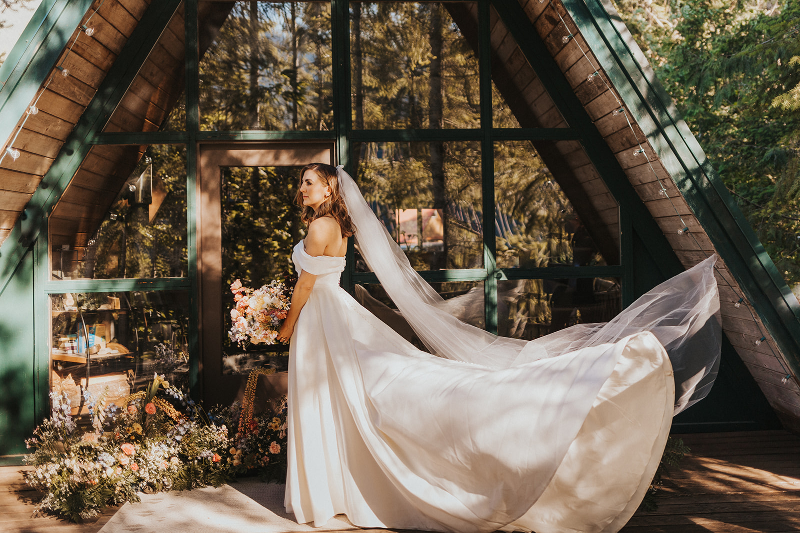 A-Frame Cabin Elopement in the Pacific Northwest – Washington Photographer