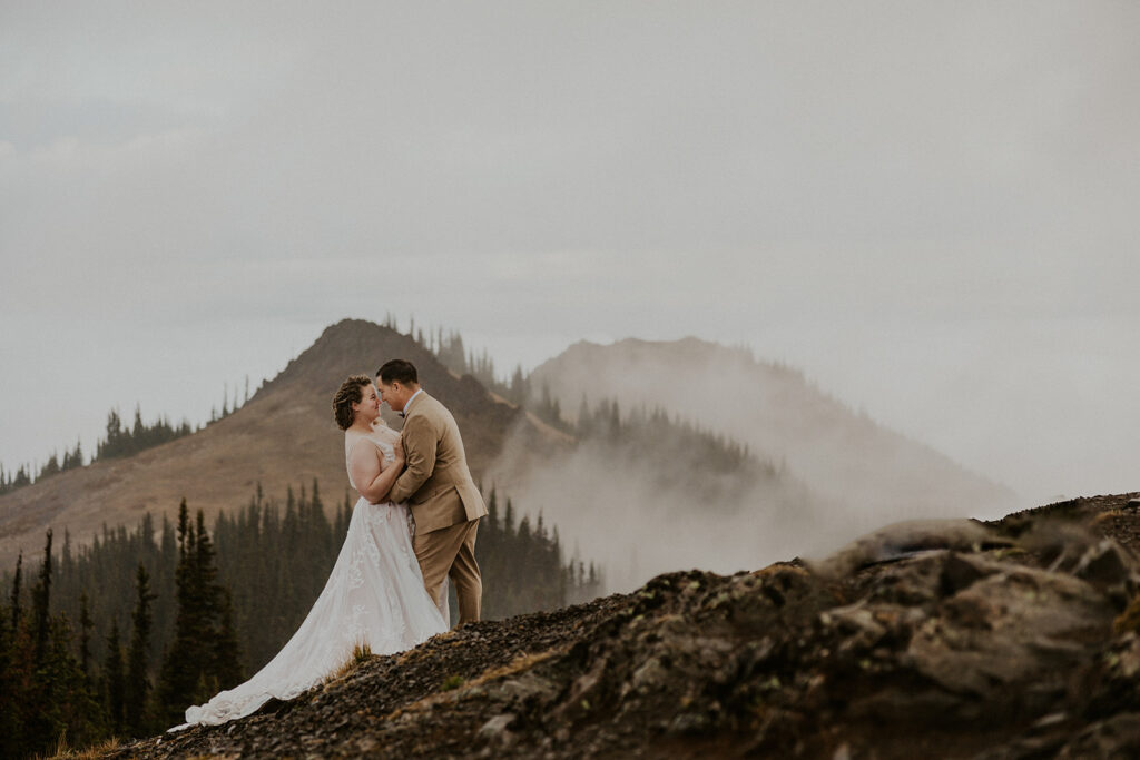 Mountain photos for an elopement at Olympic National Park