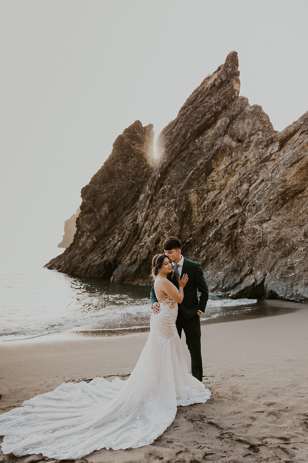 Brookings, OR elopement at Secret Beach