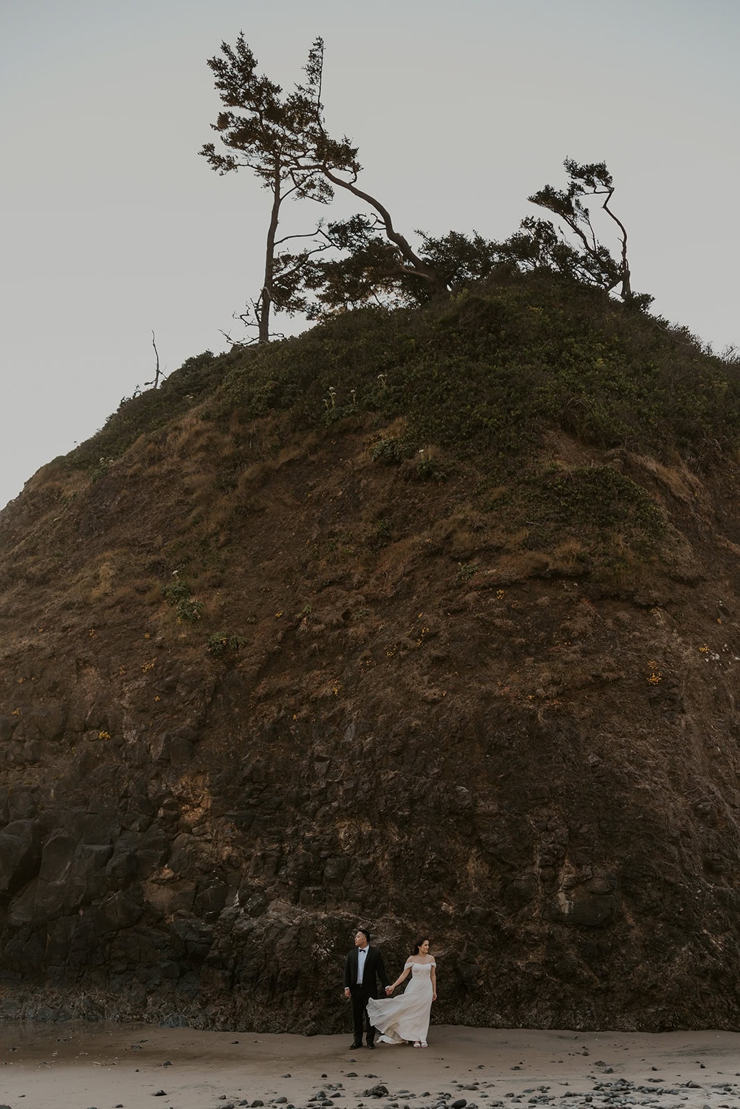 A couple during their elopement day on the Oregon Coast